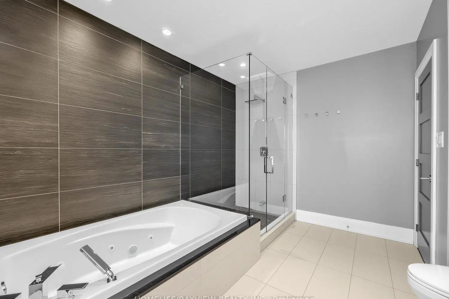 Additional image 13 of 40 Clonmore Drive