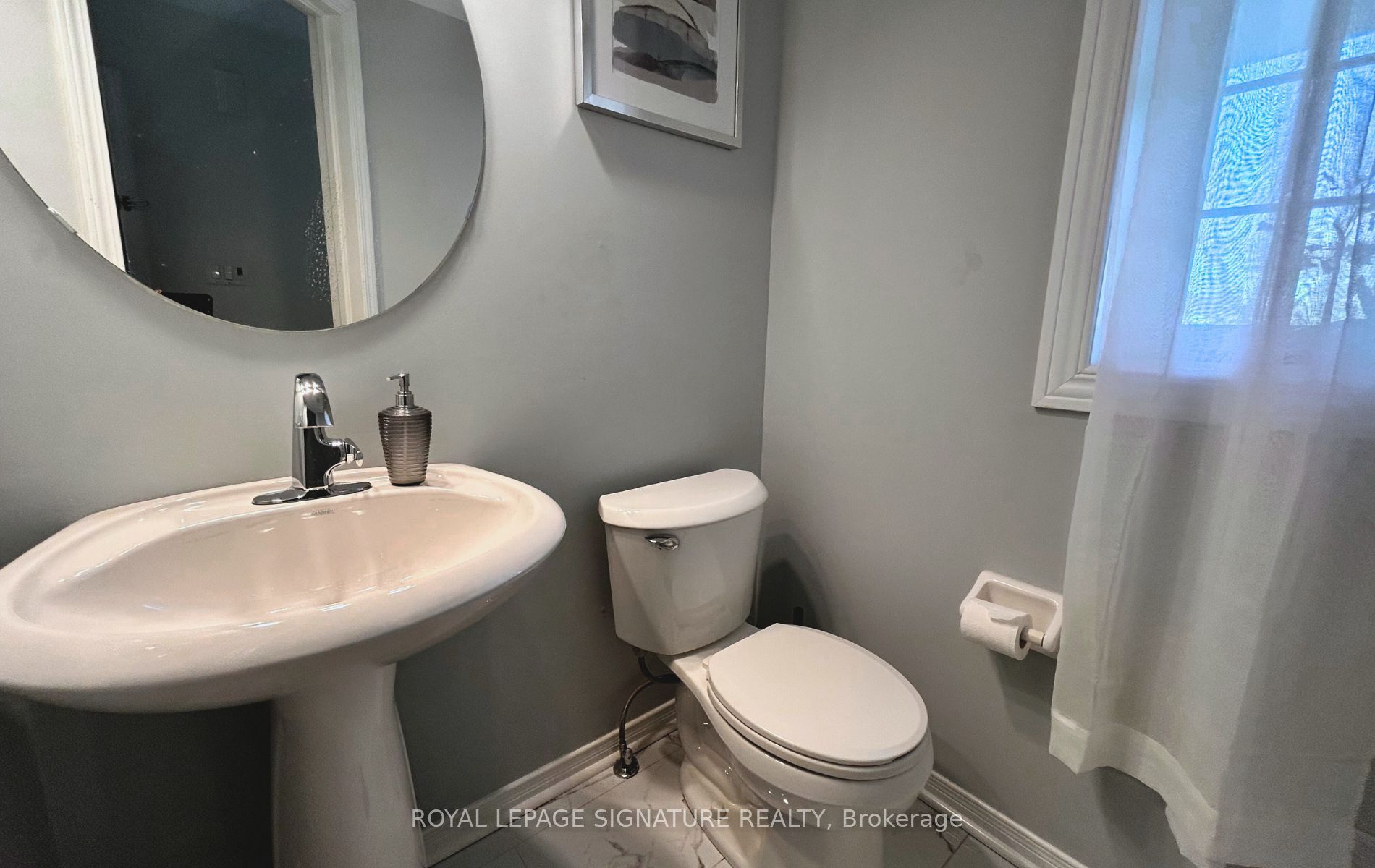 28 Millburn Drive, Clarington, ON, L1C 5L6 photo 4