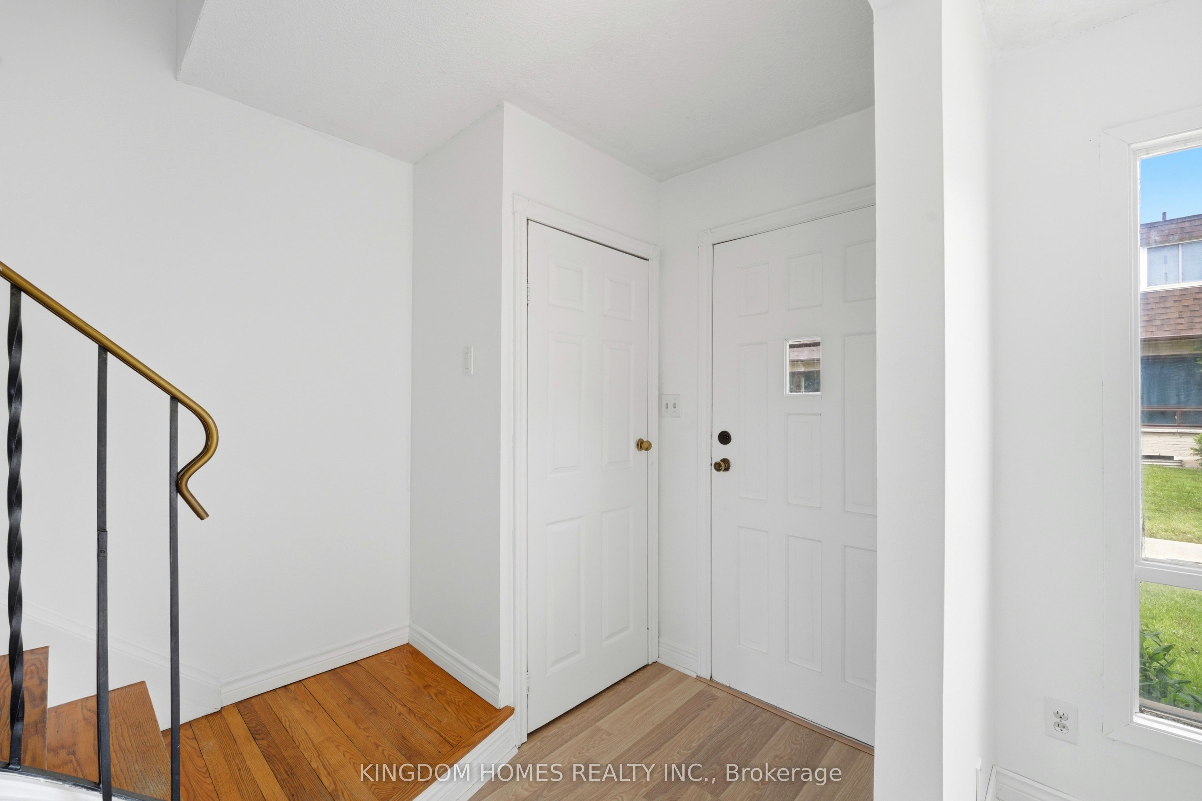Additional image 6 of 20-20 Mountainview Road S, Halton Hills, ON, L7G 4K3