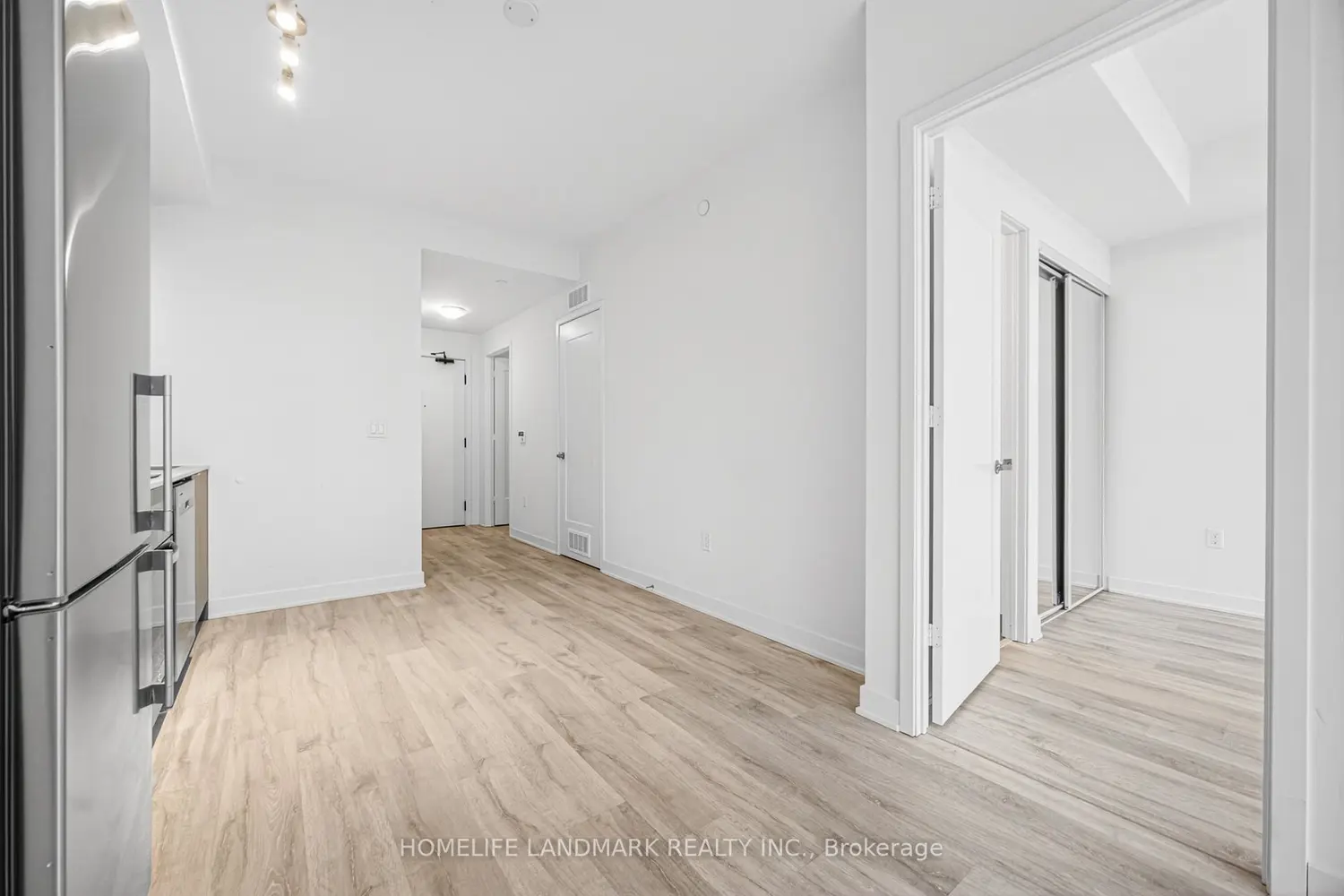 Additional image 9 of 70 Princess Street 2811