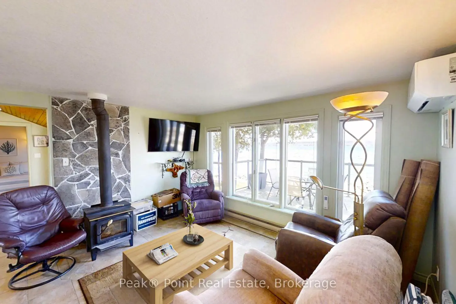 Additional image 10 of 502233 Grey 1 Road