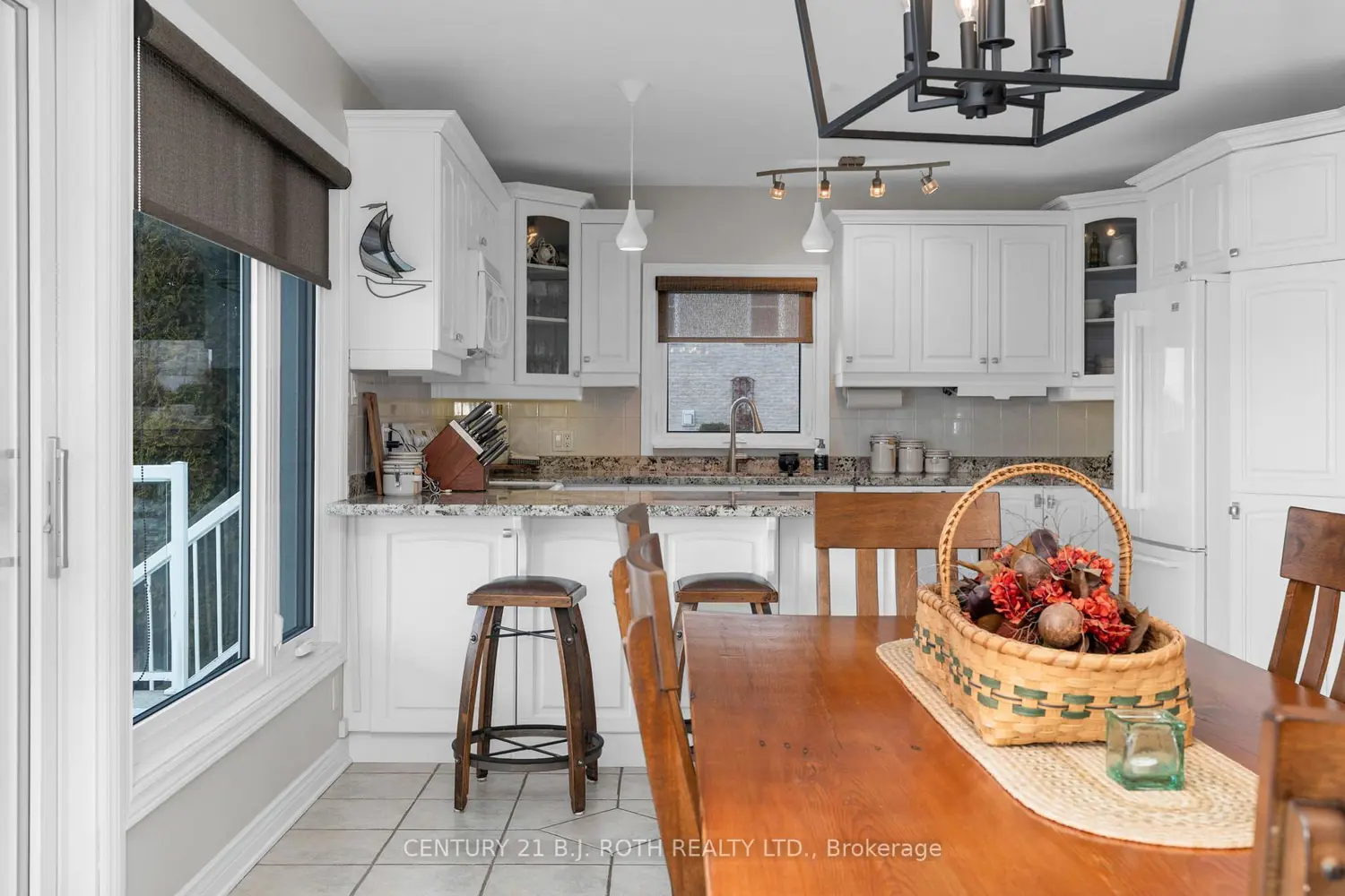 4307 Orkney Beach Road photo 5