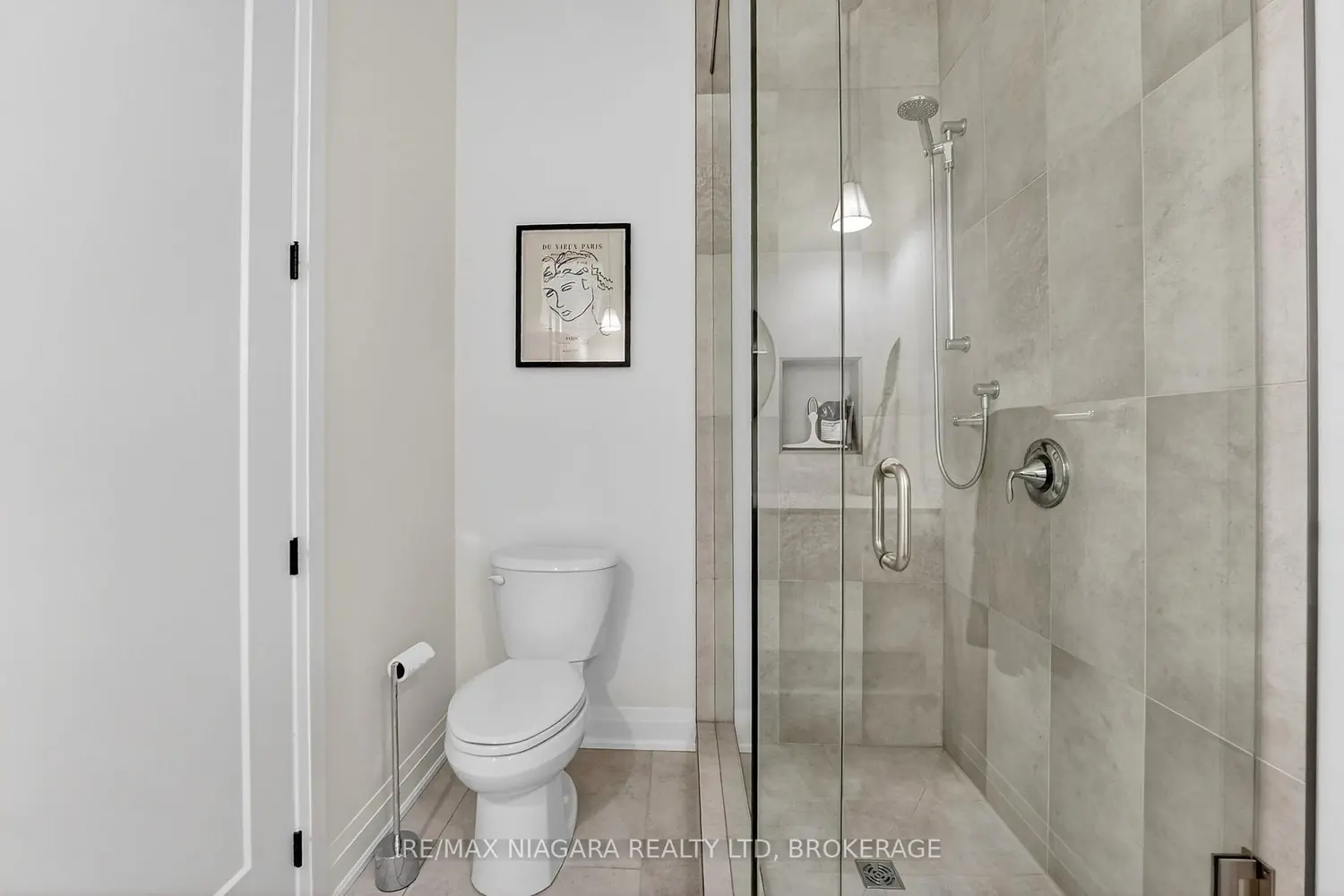 Additional image 16 of 41 Ivy Crescent 8