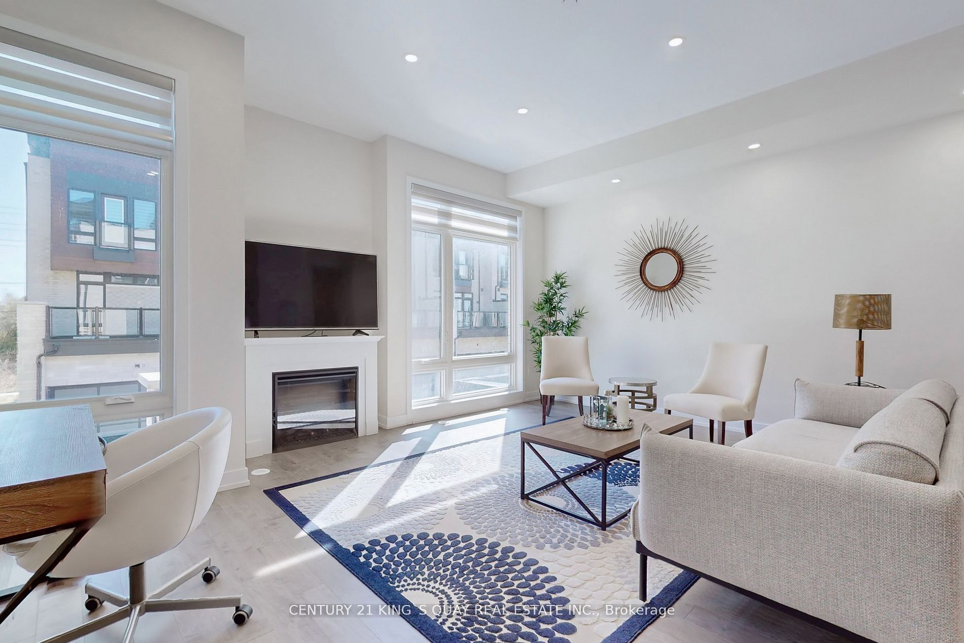 16 Credit Lane, Richmond Hill, ON, L4E 1G9