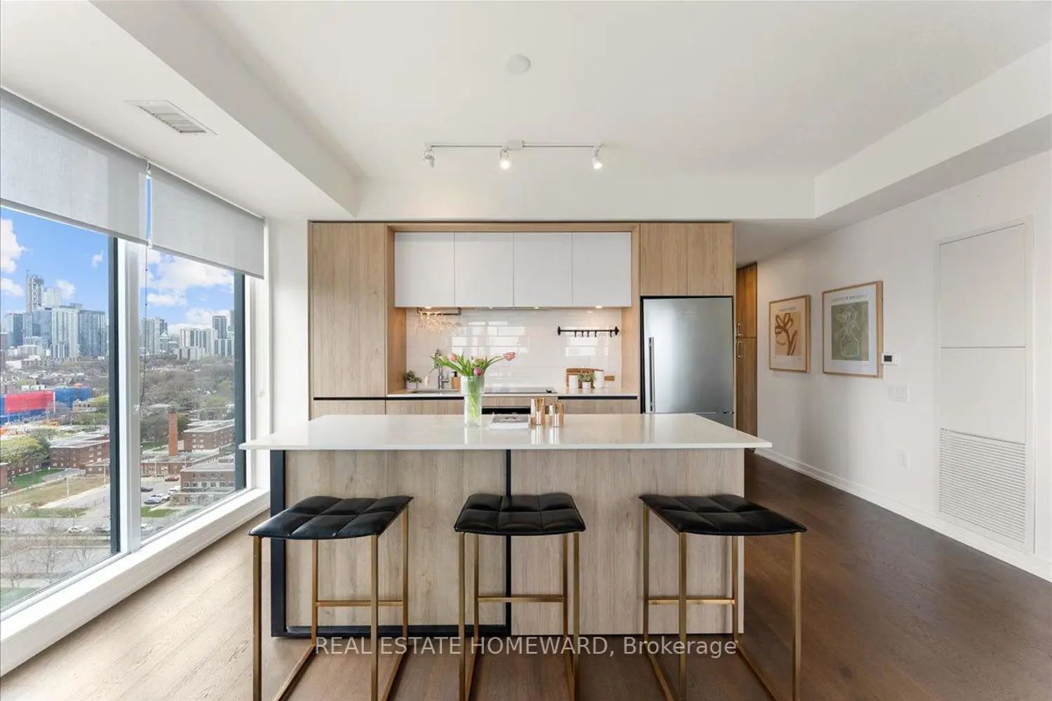 Additional image 4 of 225 Sumach Street 1605