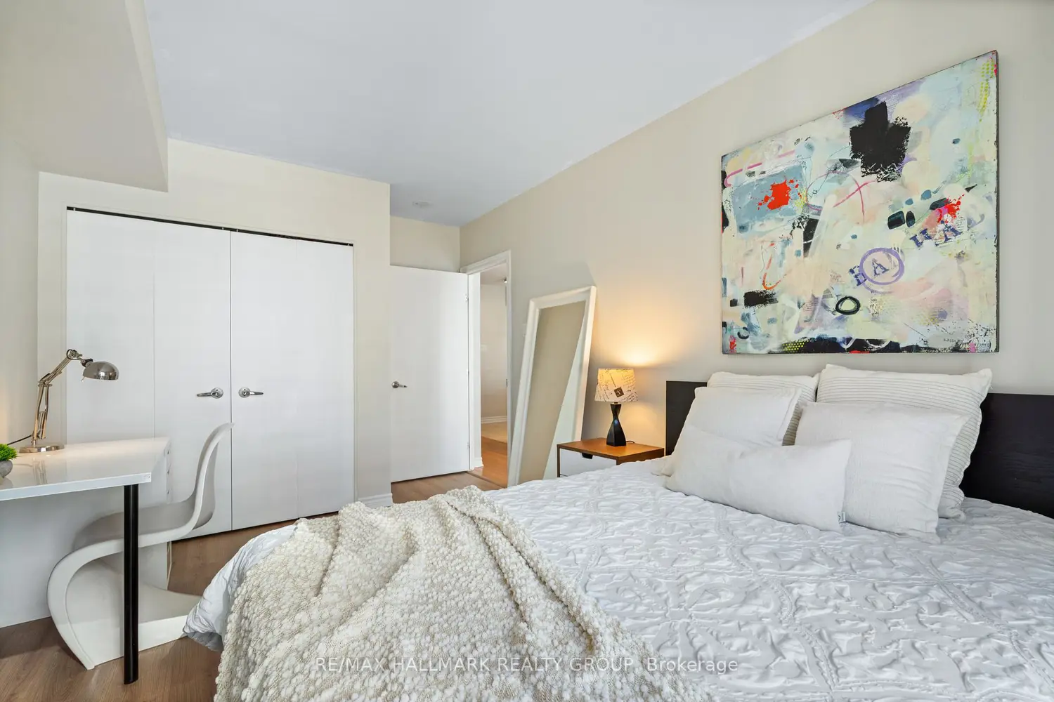 Additional image 9 of 445 Laurier Avenue 2103