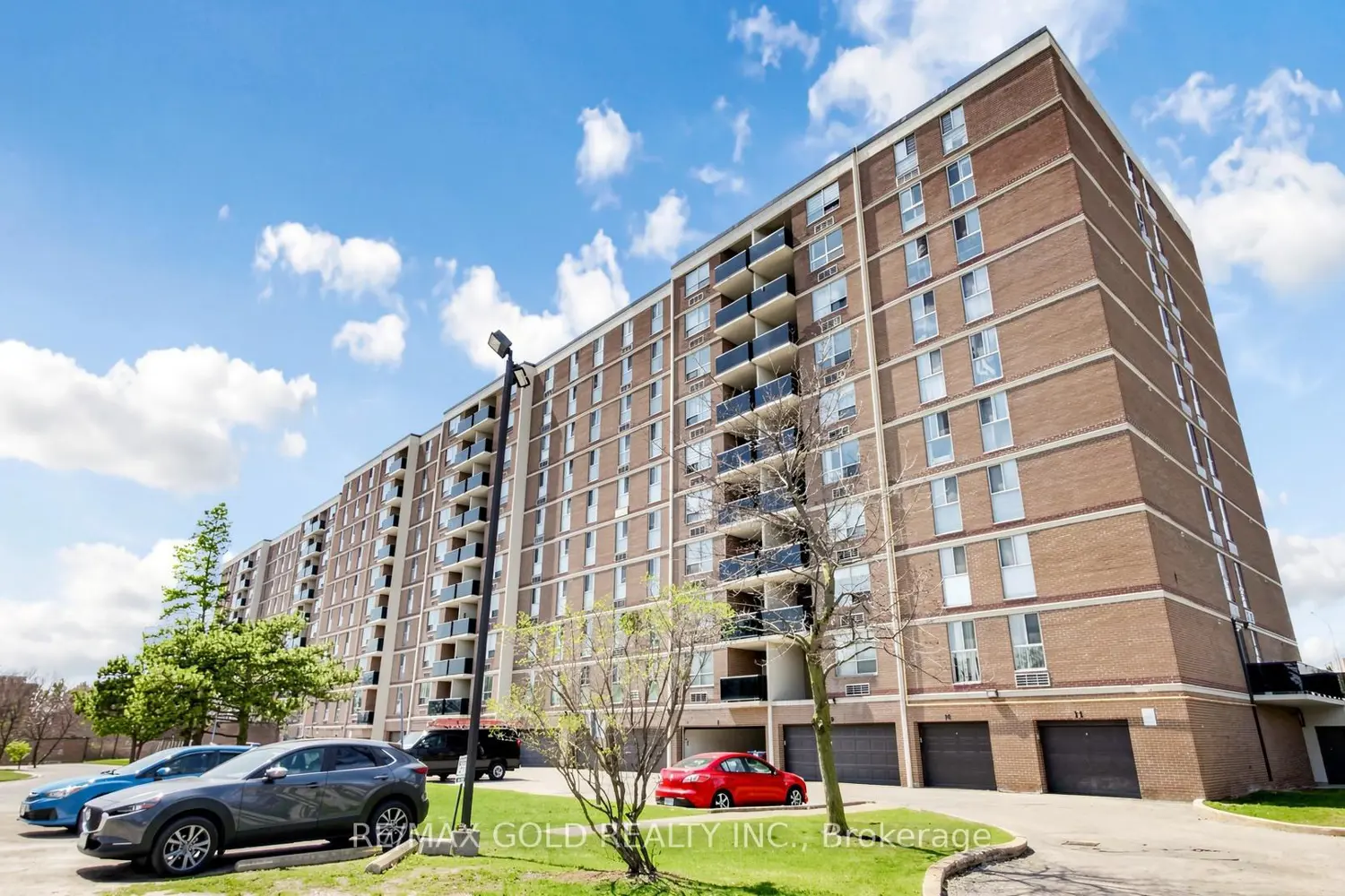 Additional image 2 of 2825 Islington Avenue 102