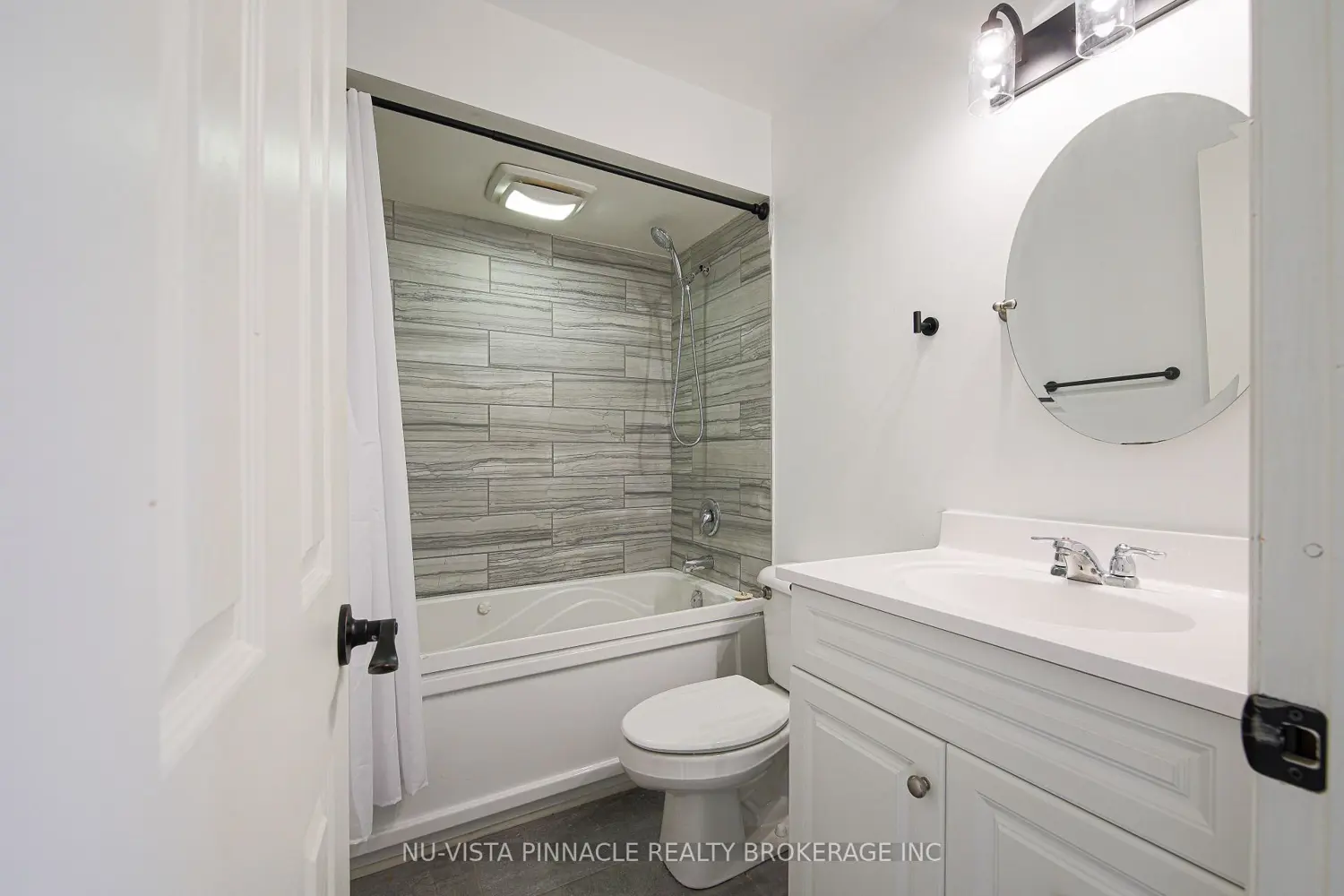 Additional image 14 of 700 Osgoode Drive 28