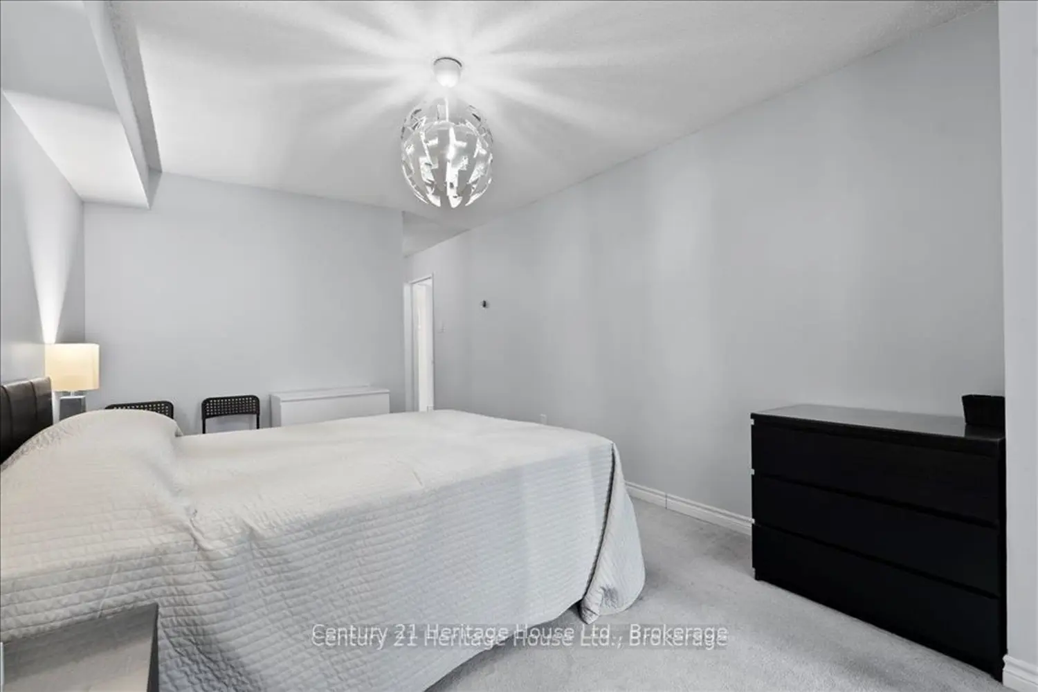 Additional image 6 of 45 Carlton Street 609