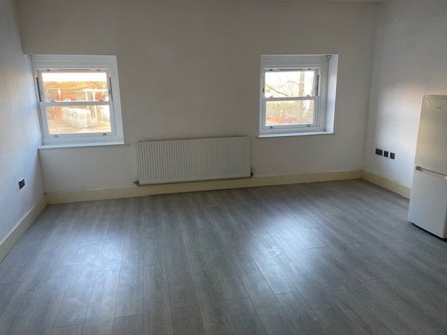 2 bed flat to rentLondon Road, Southend-On-Sea SS1