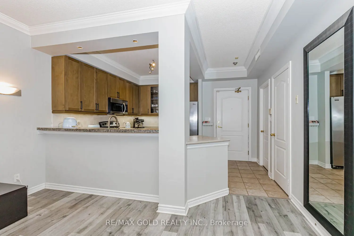 Additional image 5 of 3351 Cawthra Road 223