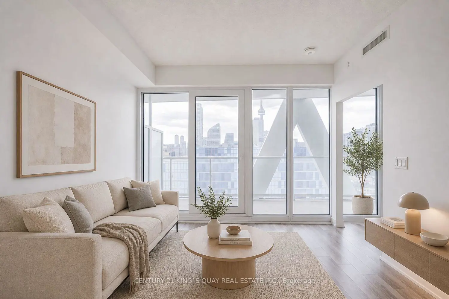 Additional image 7 of 230 Simcoe Street 2417