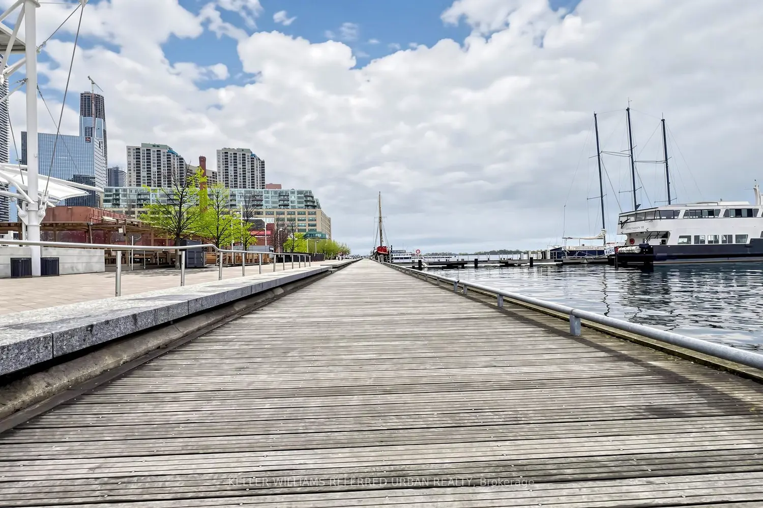 Additional image 14 of 230 Queens Quay 2325
