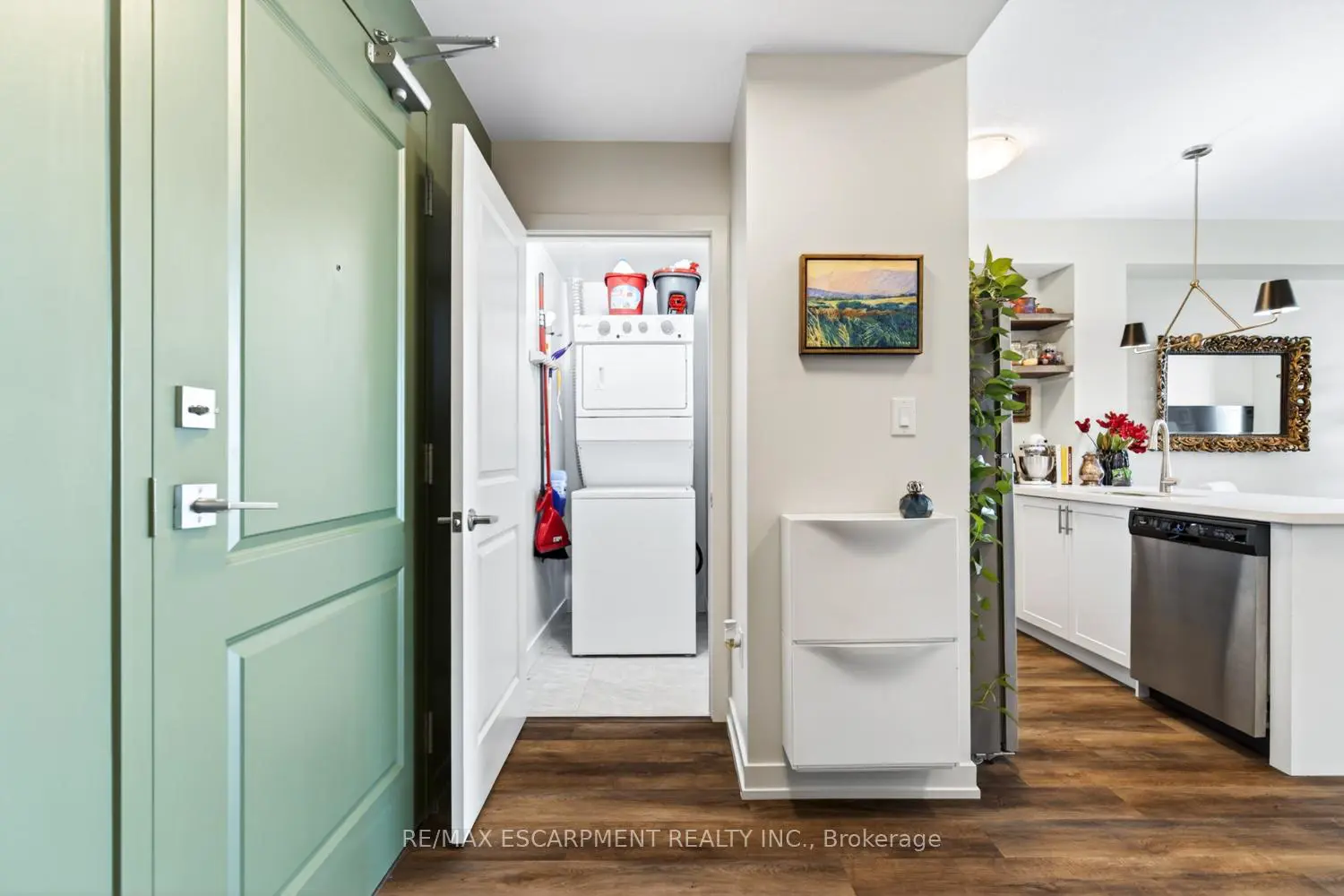 Additional image 18 of 450 Dundas Street 714