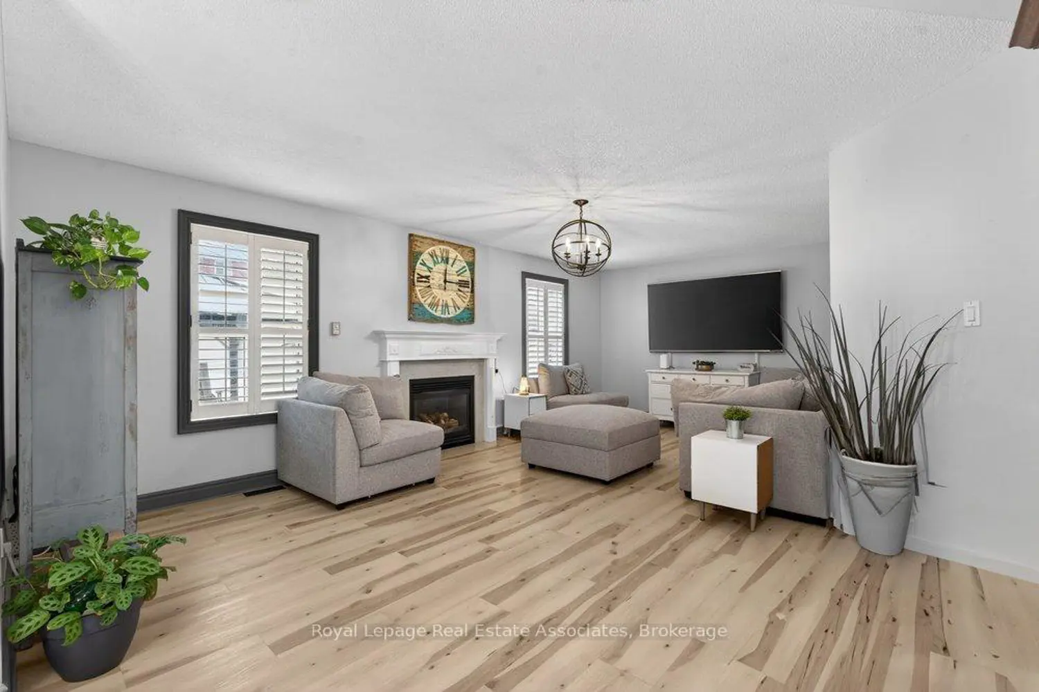 Additional image 5 of 84 Loon Avenue
