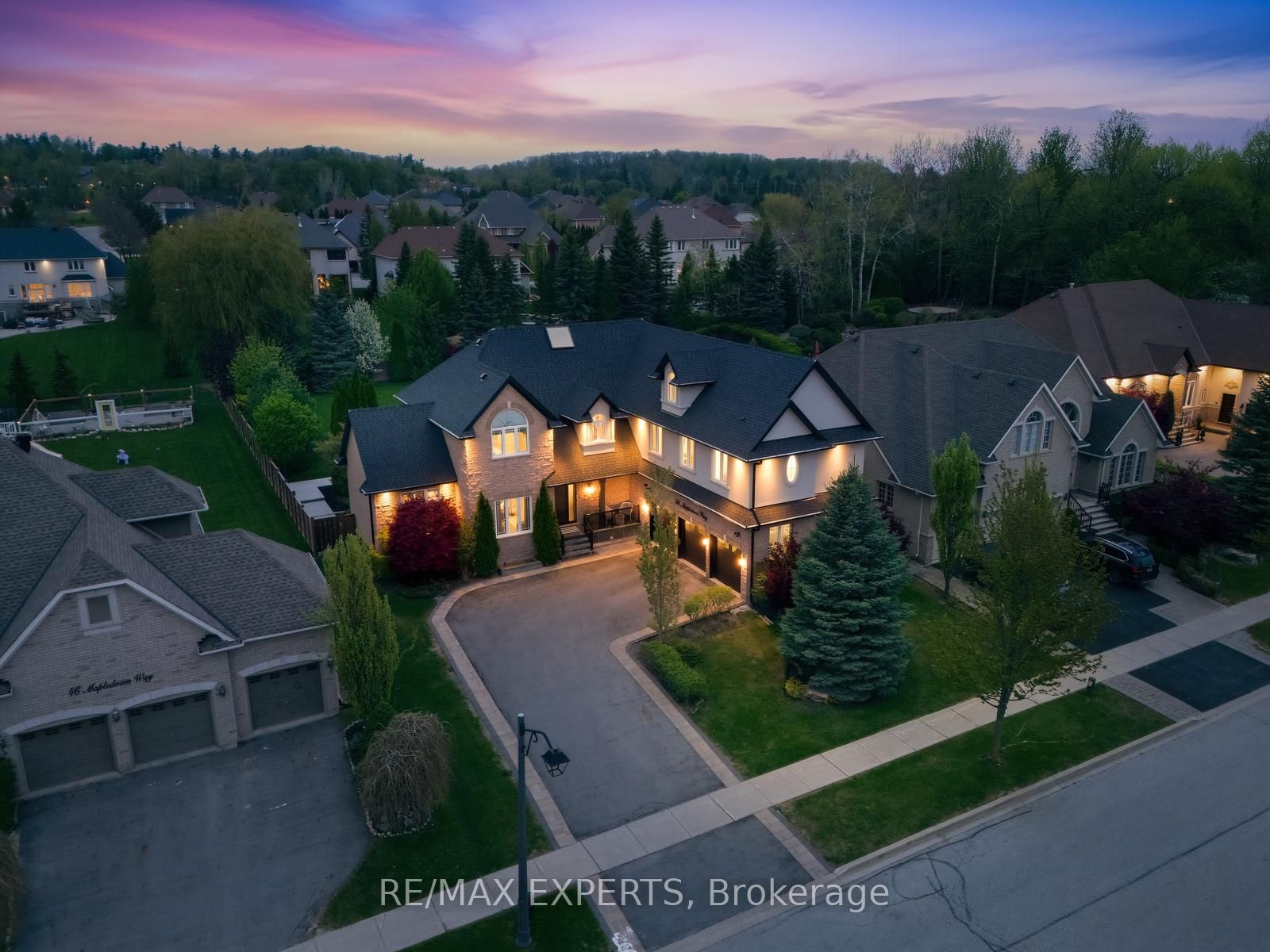 Additional image 3 of 56 Mapledown Way, Vaughan, ON, L6A 4A8