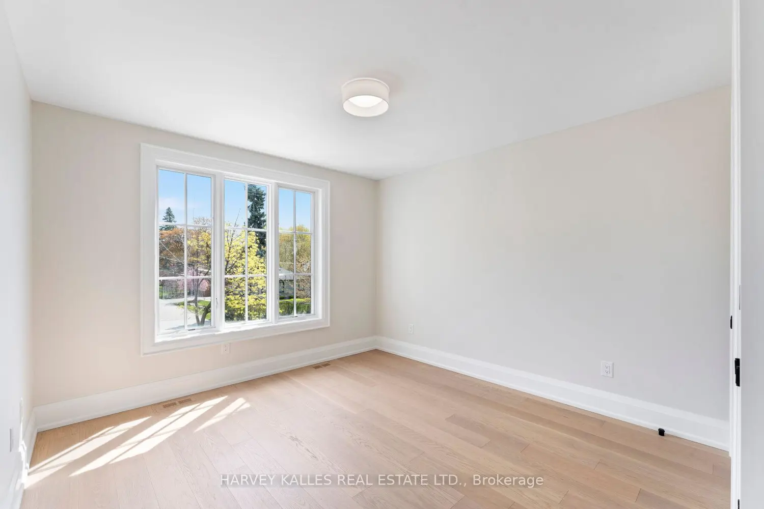 Additional image 10 of 94 Prince Edward Drive