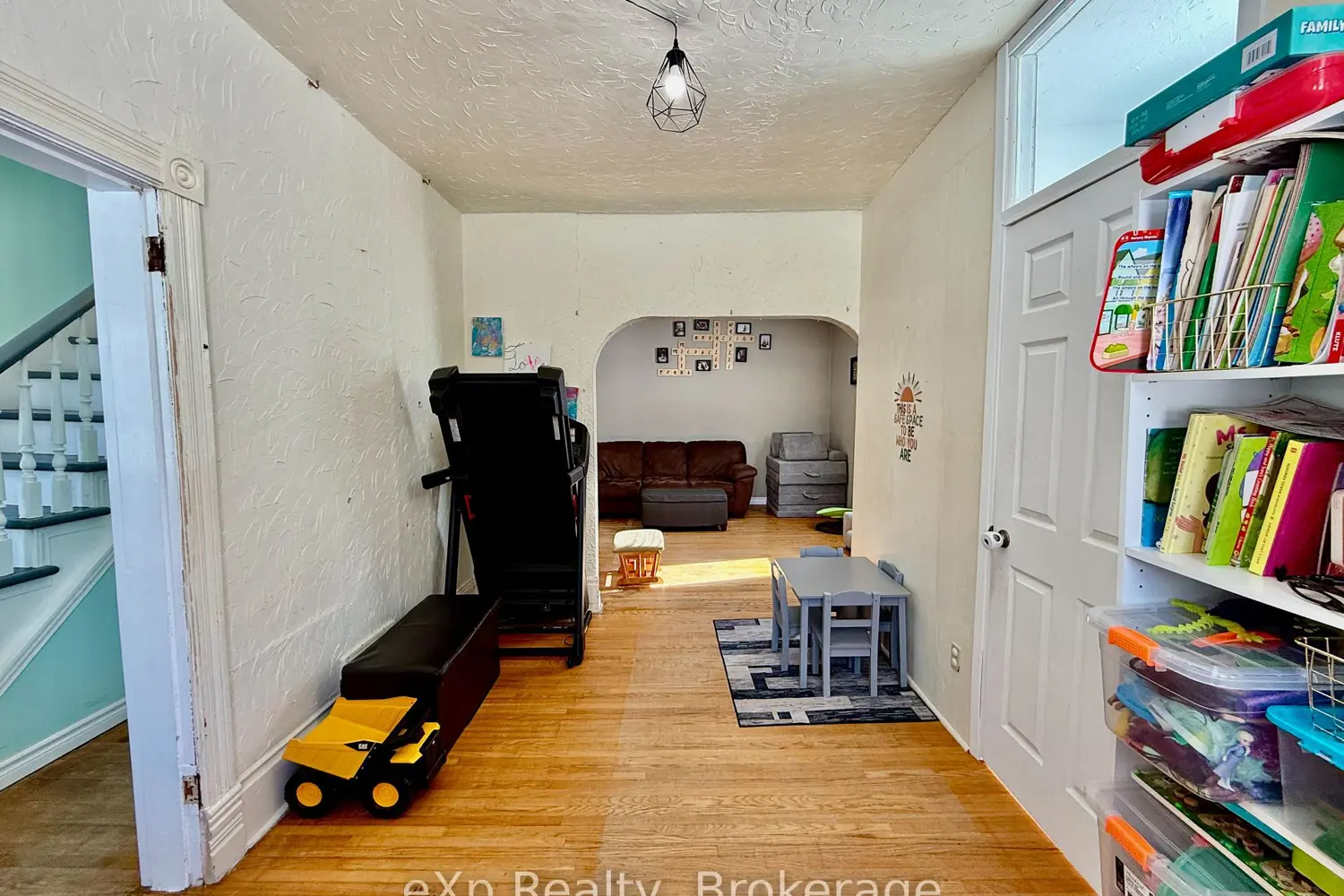 Additional image 7 of 630 Gibson Street