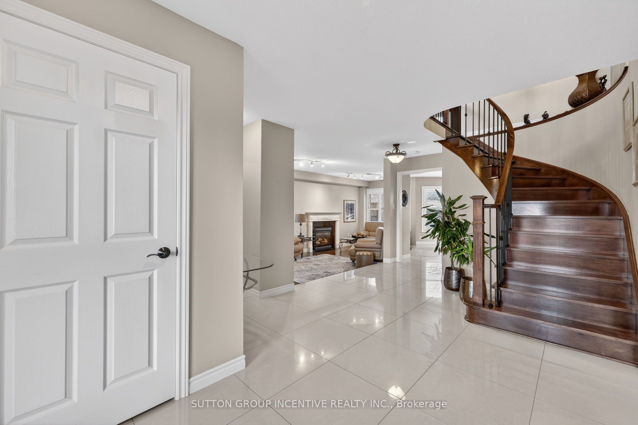 Additional image 3 of 4 Chantal Street, Barrie, ON, L4N 9S4