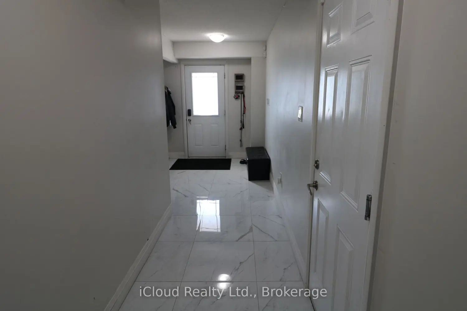 Additional image 5 of 1355 Coleman Crescent