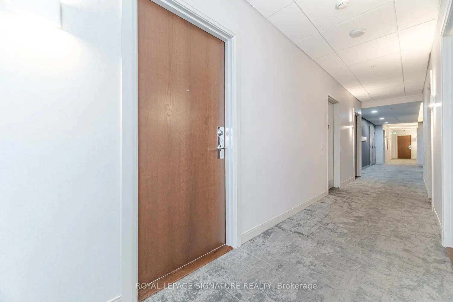 Additional image 4 of 2560 Eglinton Avenue 313