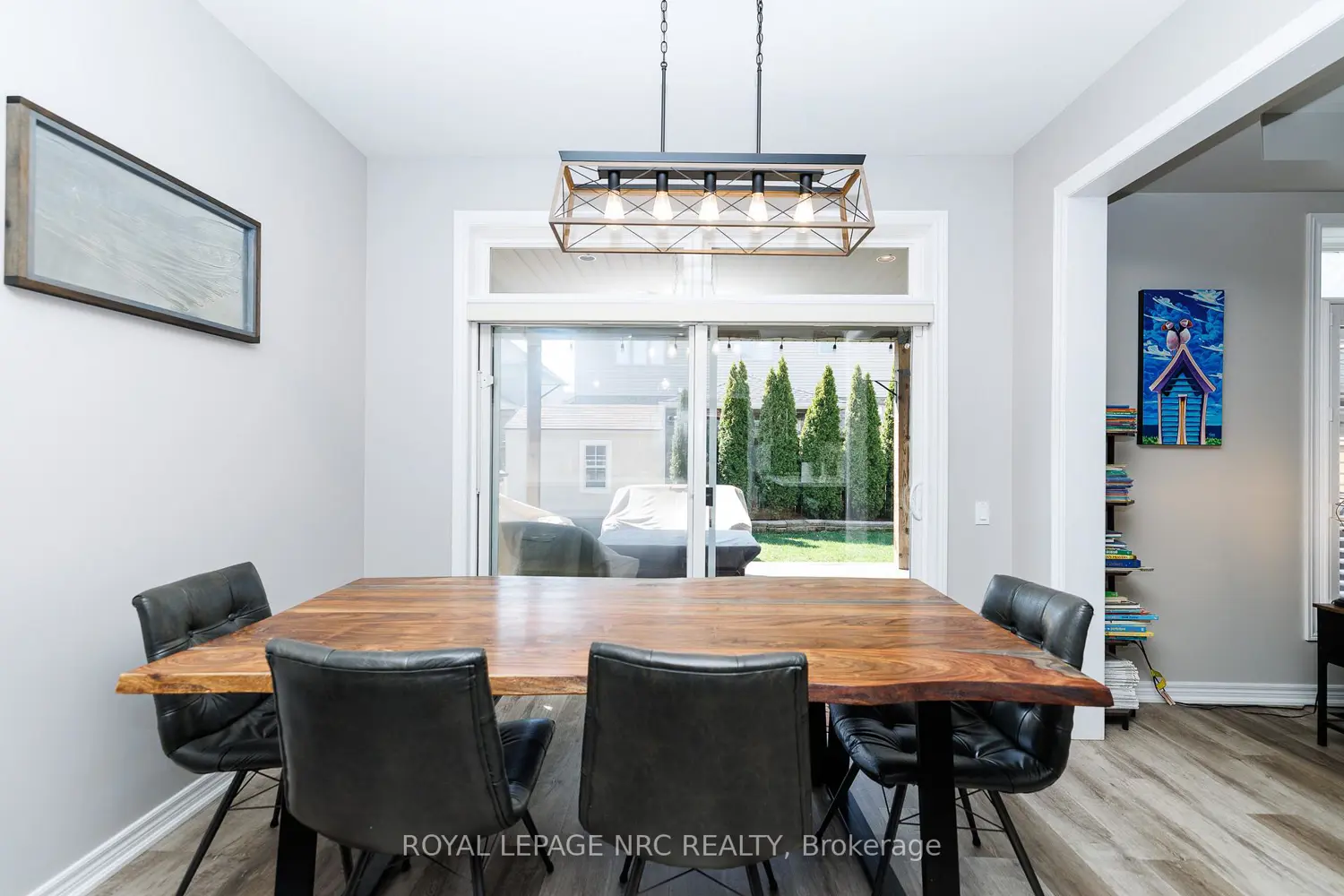 Additional image 3 of 12 Wilfrid Laurier Crescent