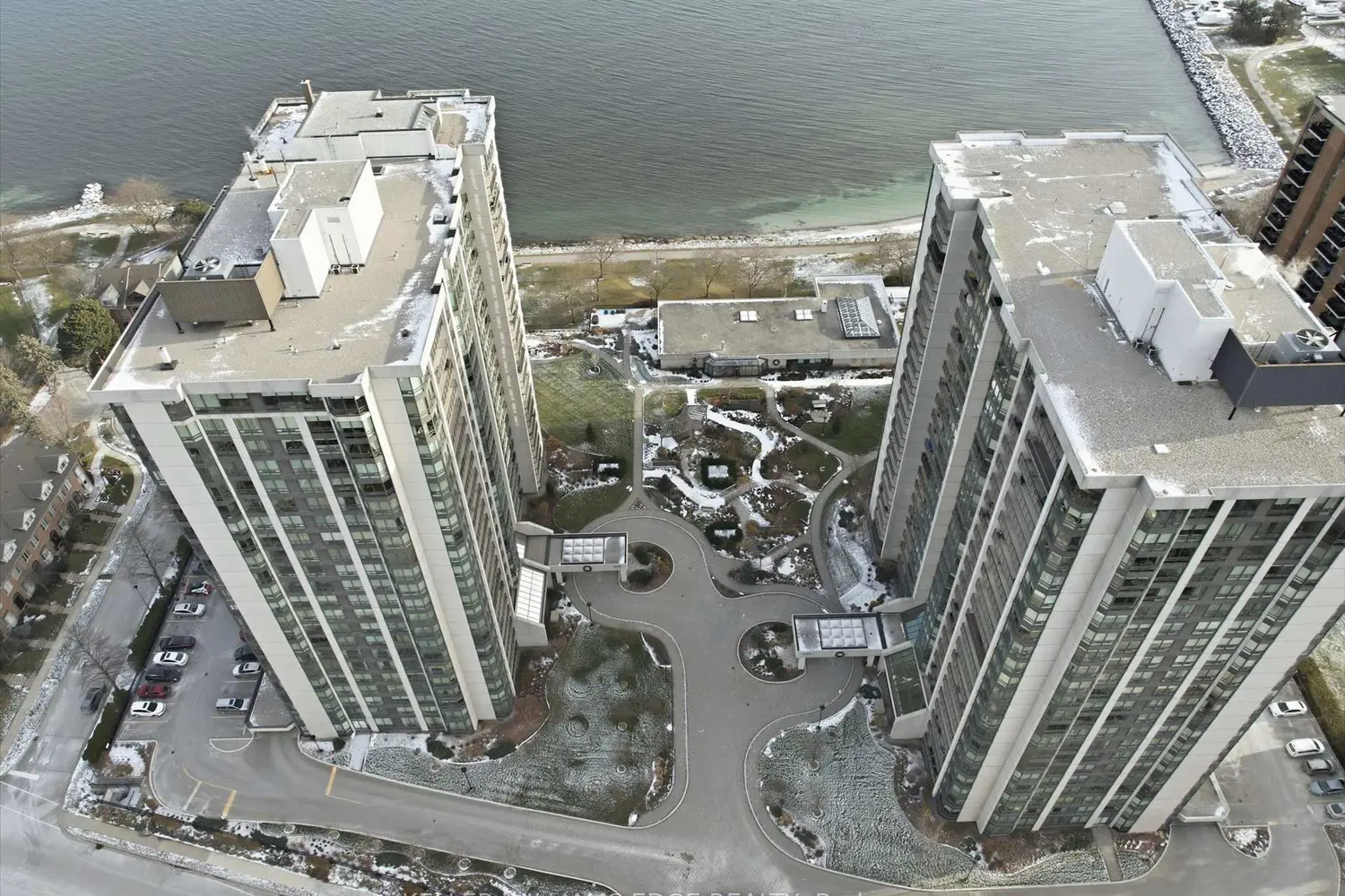 2170 Marine Drive 1808