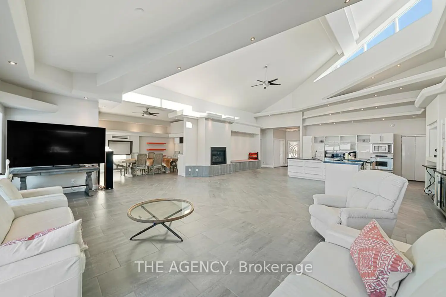Additional image 9 of 10 Beck Boulevard