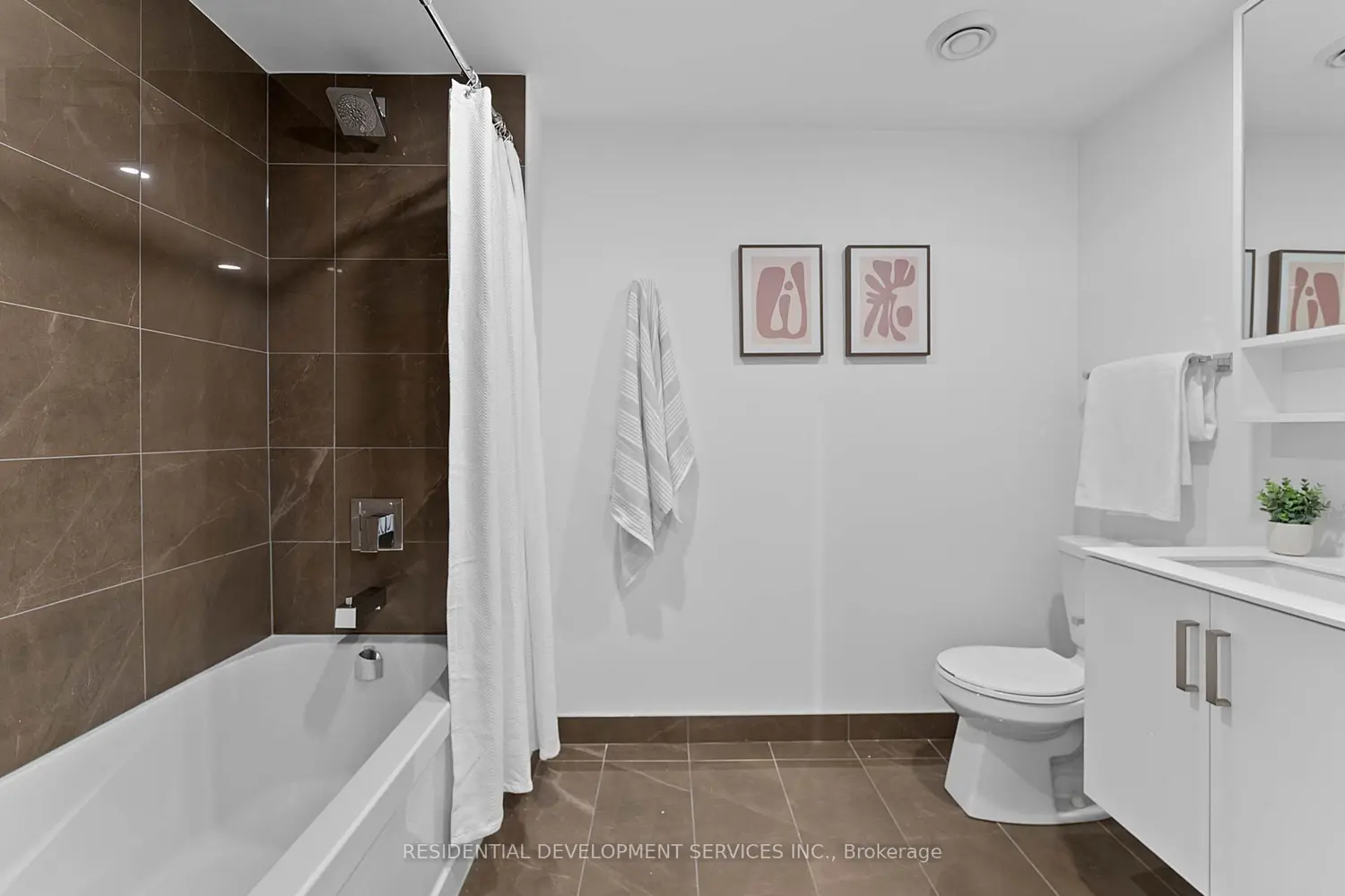 Additional image 13 of 88 Queen Street 1007