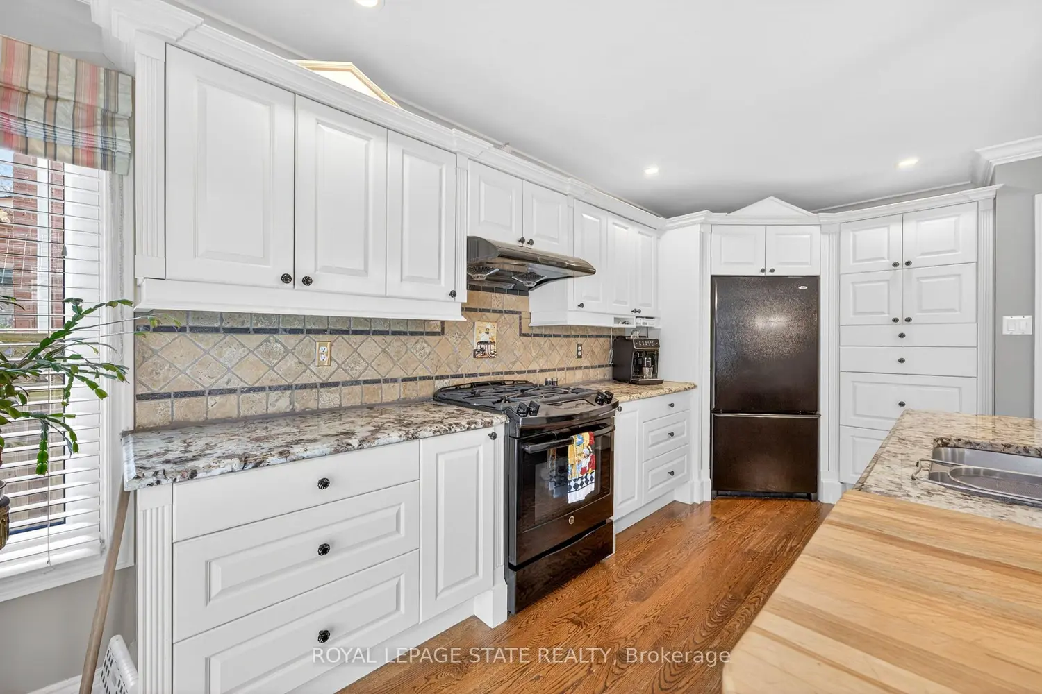 Additional image 2 of 3086 Swansea Drive