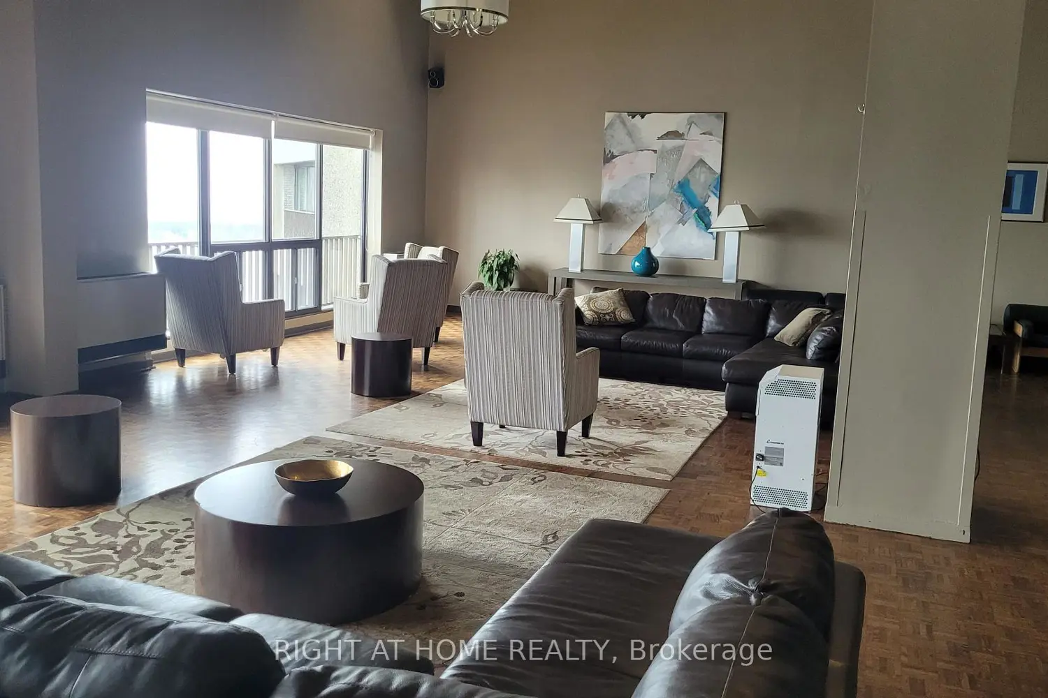 Additional image 12 of 33 Harbour Square 1803