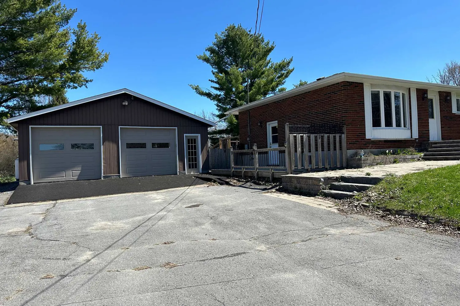 3837 Holmes Road