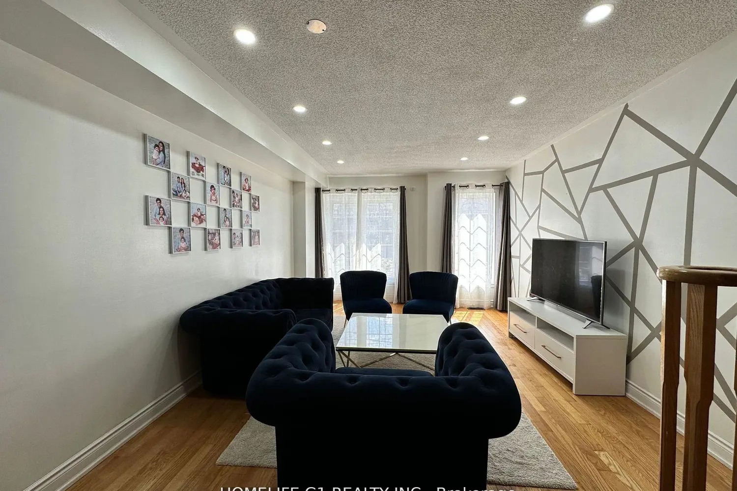 Additional image 6 of 20 Shiraz Drive