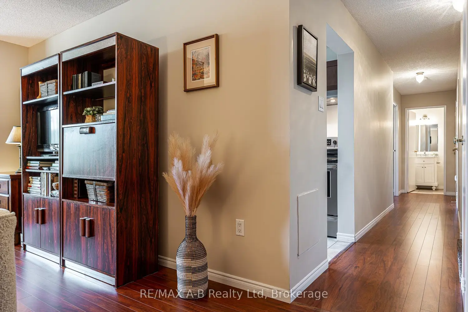 Additional image 10 of 1600 Adelaide Street 301