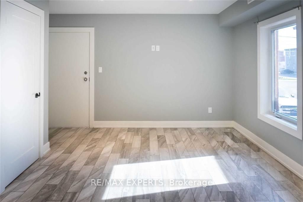 Additional image 5 of Upper-2 Hyde Avenue, Toronto, ON, M6M 1J3