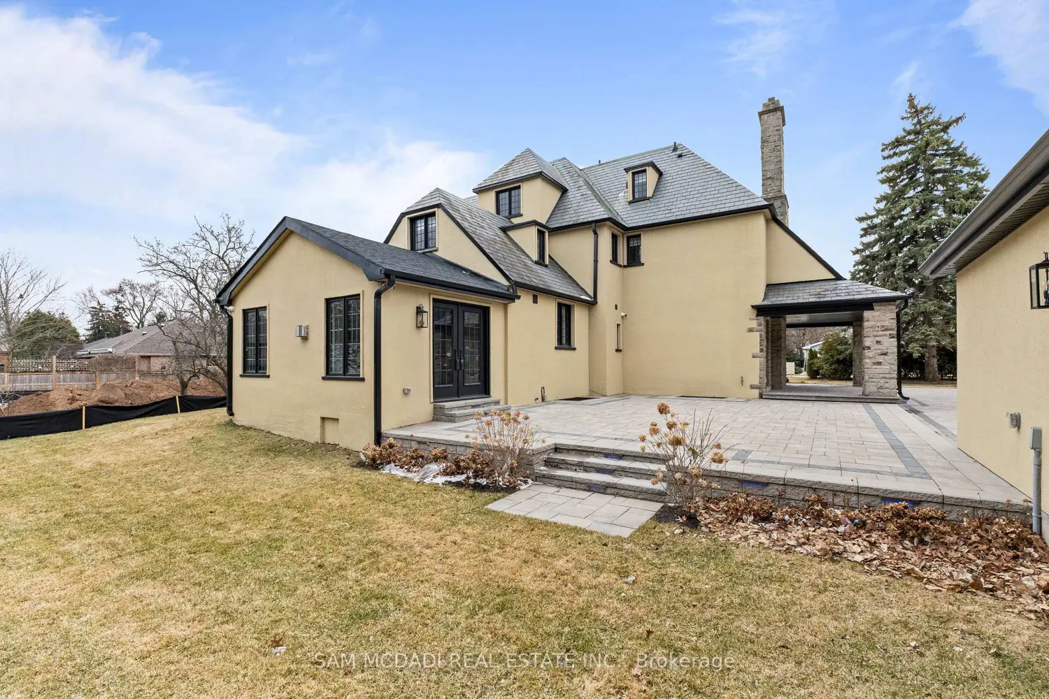 Additional image 20 of 977 Unsworth Avenue