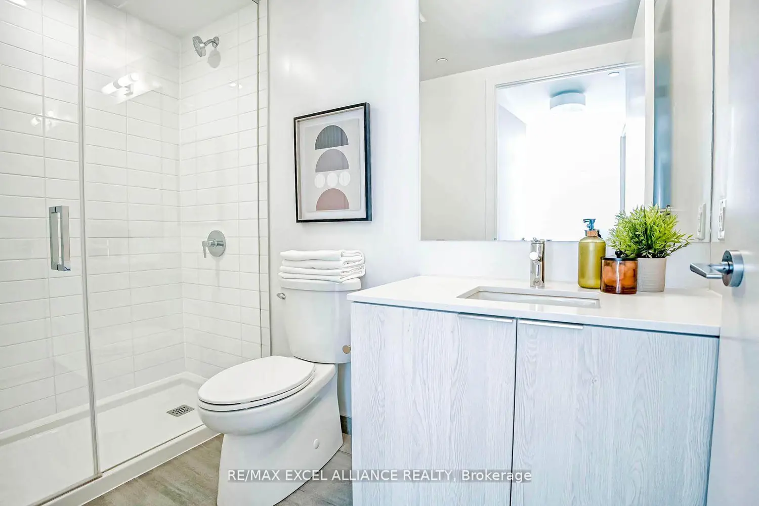 Additional image 8 of 357 King Street 809