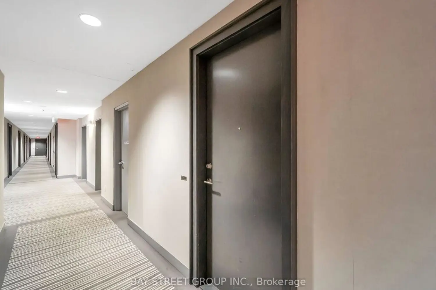 Additional image 4 of 105 The Queensway Avenue 1501