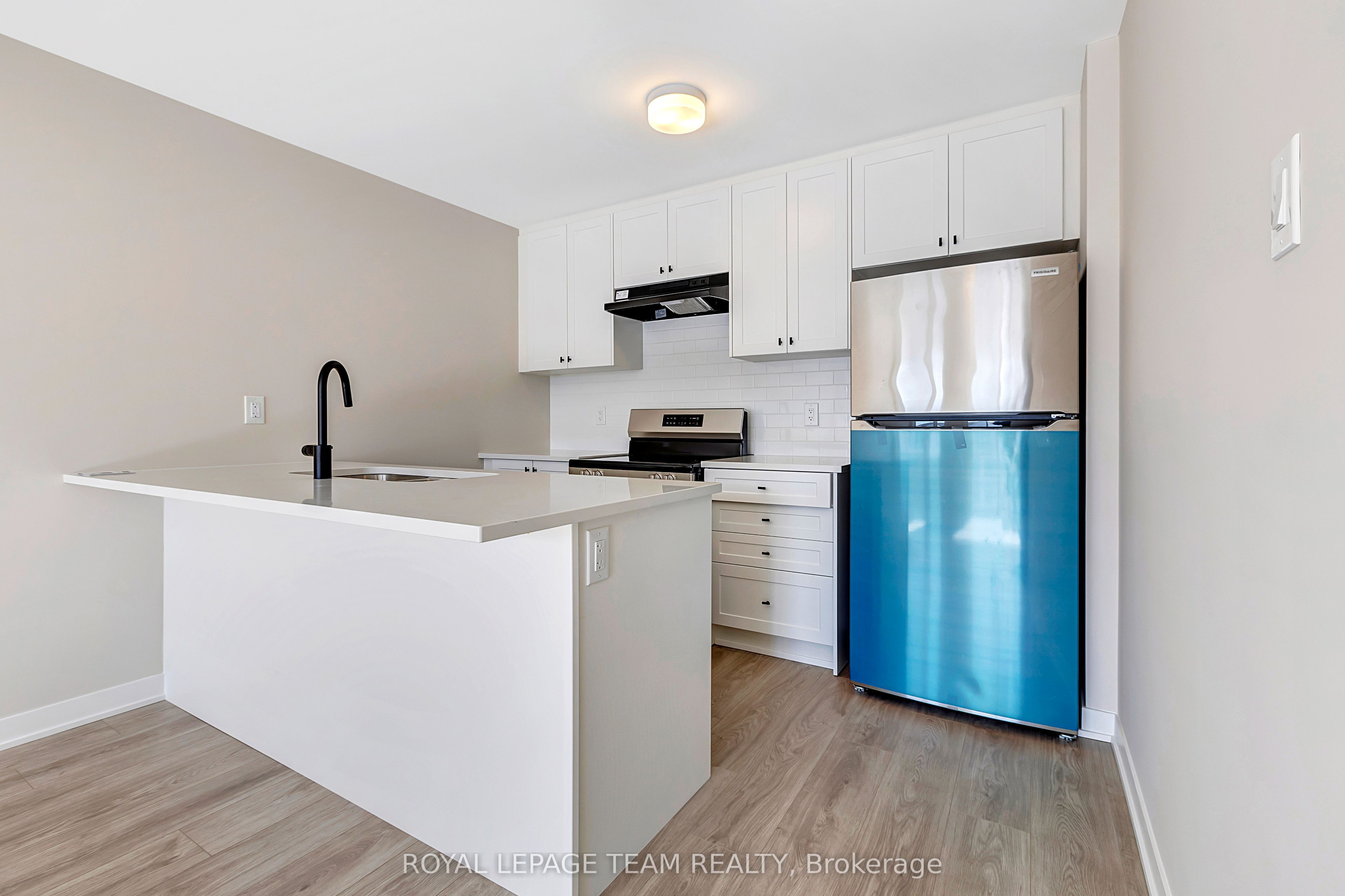 Additional image 4 of 920 Parnian Private, Ottawa, ON, K2J 7K6