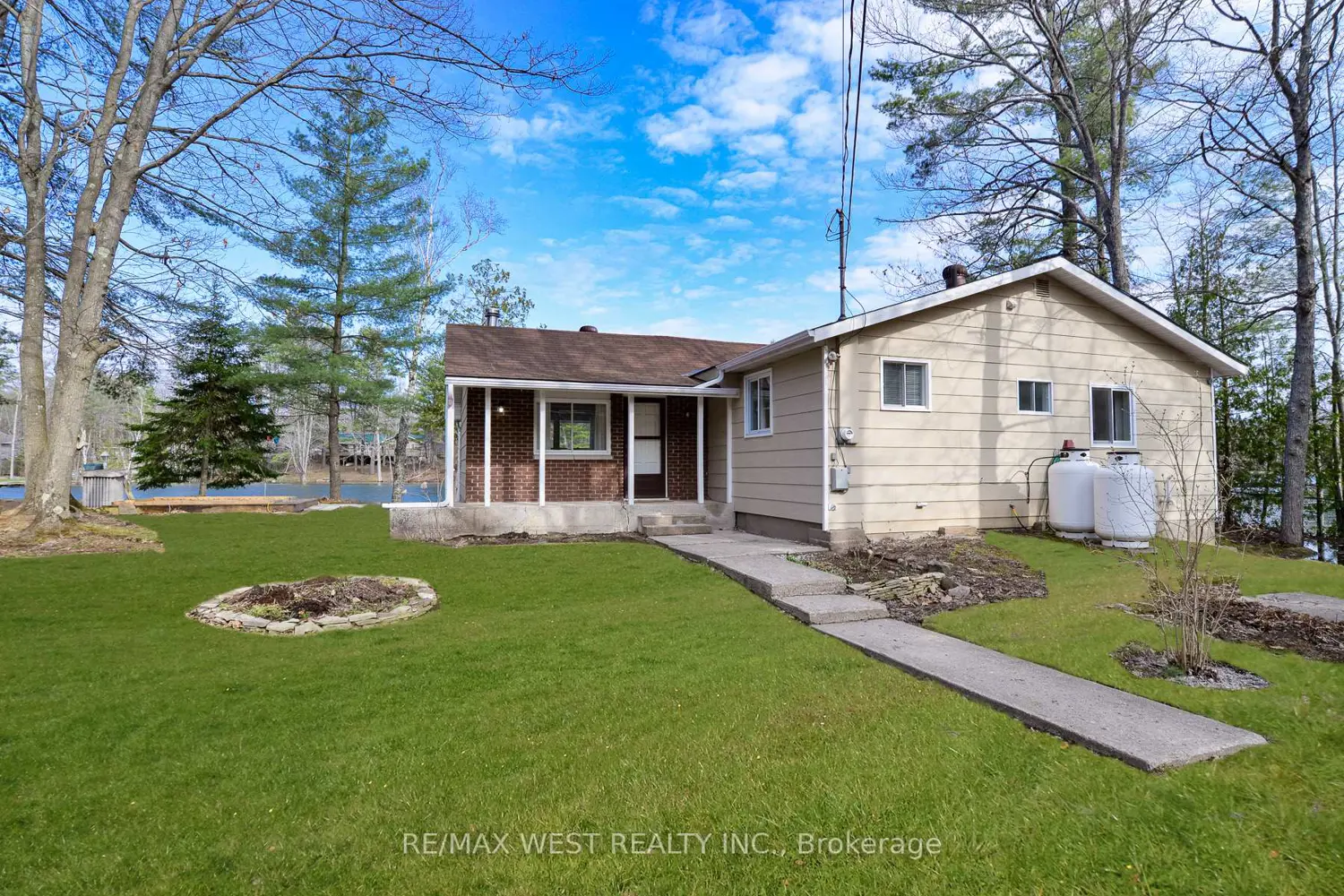 Additional image 4 of 8060 Oakridge Drive