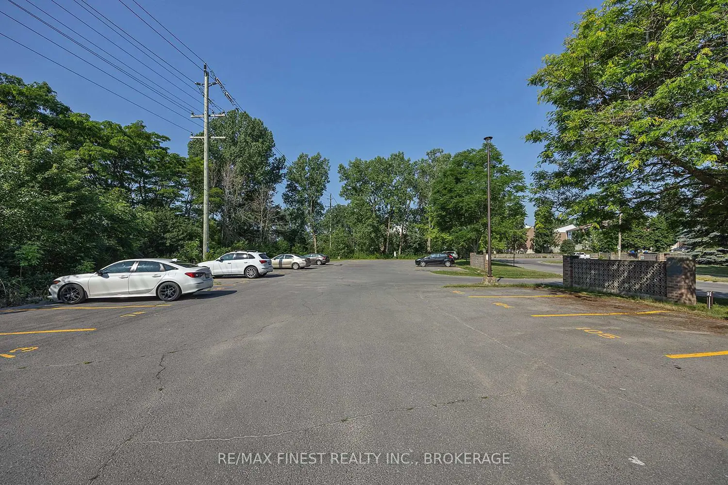 Additional image 19 of 17 Eldon Hall Place 414