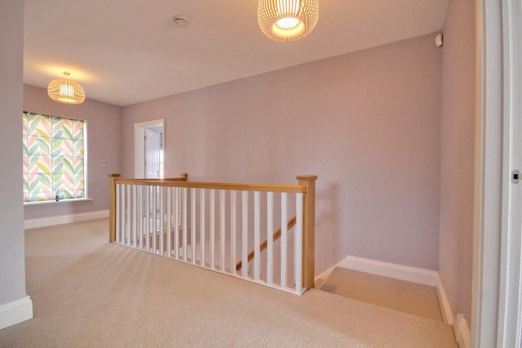 Additional image 9 of 4 bed property to rentOld College Drive, Beverley HU17