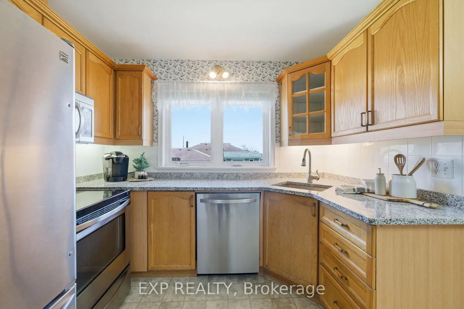 Additional image 8 of 775 Emerson Avenue