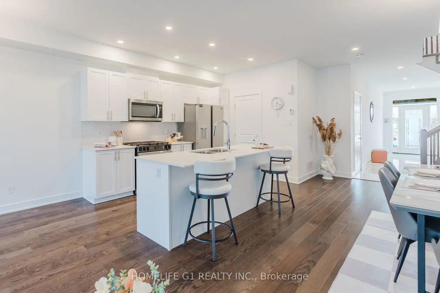 45 Moosonee Crescent photo 5