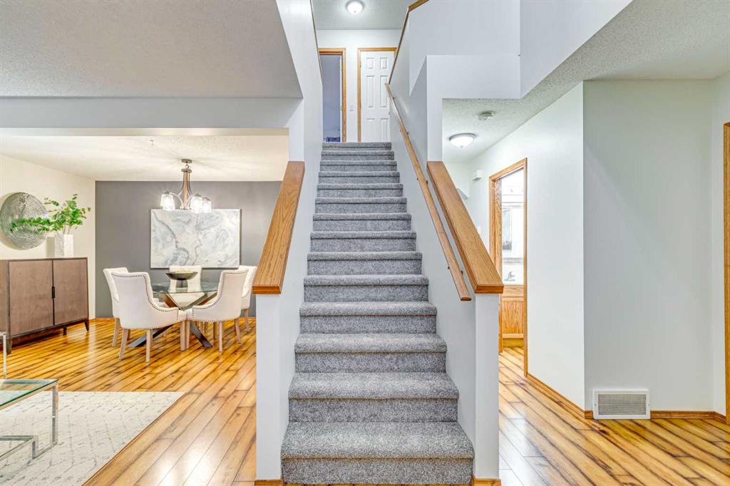 Additional image 4 of 268 Mt Brewster Circle SE, Calgary, AB, t2z3j2