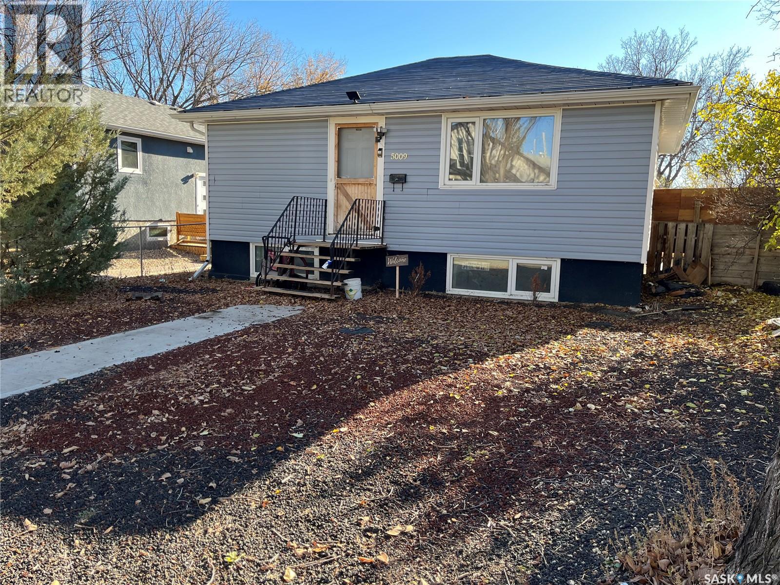 5009 8th Avenue, Regina, SK, S4T0W4