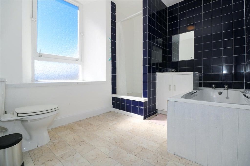 Additional image 11 of 4 bed flat to rentPerth Road, West End, Dundee DD1