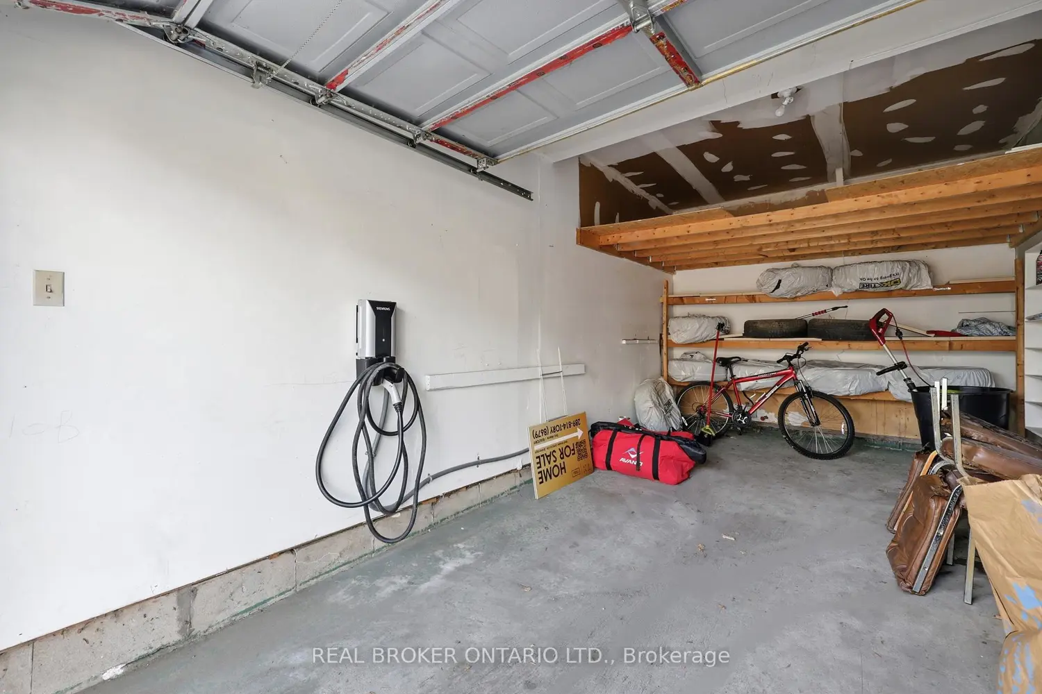 Additional image 15 of 262 Kenora Avenue 29