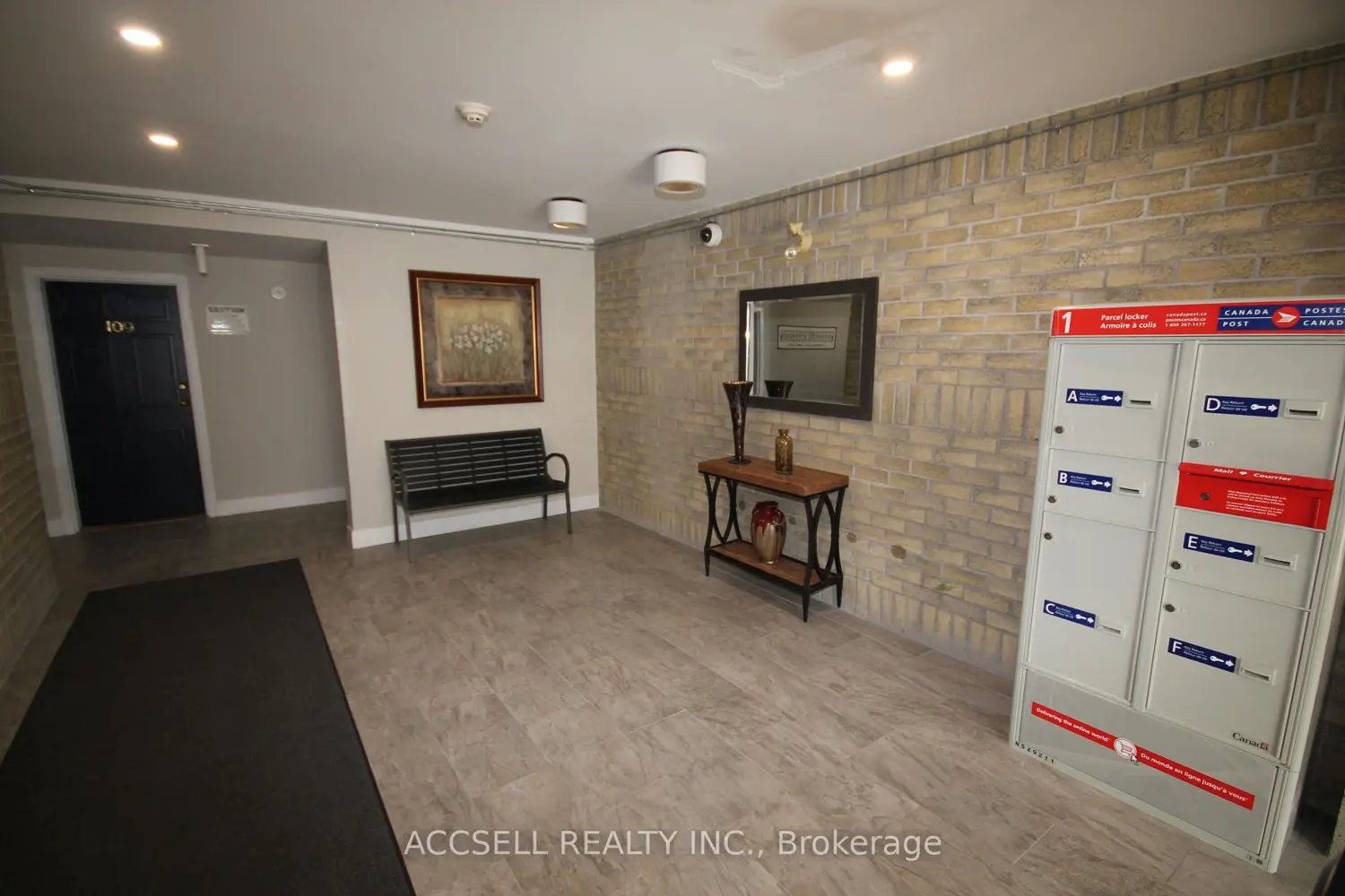 Additional image 12 of 731 Deveron Crescent 111