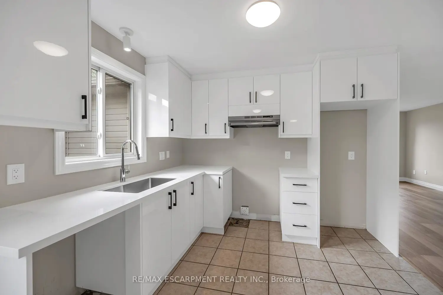 Additional image 8 of 83 Marion Street